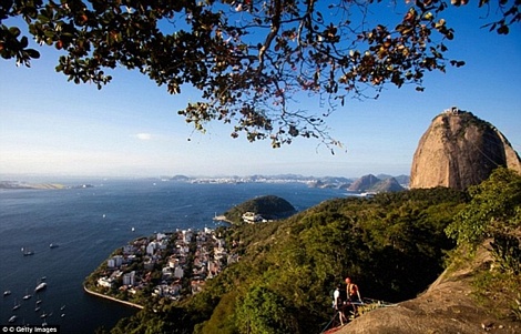Vịnh Guanabara được nhìn từ xa