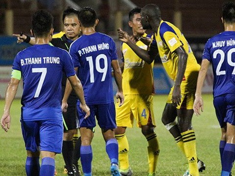 Kết quả 0-1 của trận S.Khánh Hòa - QNK Quảng Nam được giữ nguyên.Ảnh: VPF