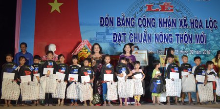 Doanh nghiệp chỉ mới hỗ trợ nhất thời cho đối tượng khó khăn, mà ít đầu tư cho phát triển nông thôn.