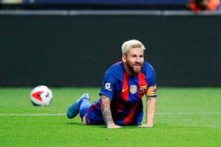 Messi không thể trở thành cầu thủ xuất sắc nhất mùa giải. (Ảnh: Getty).