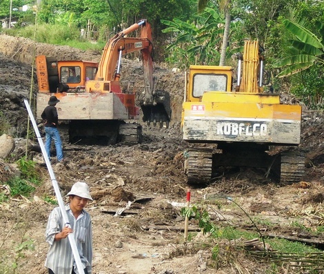 Tiến độ xây dựng chậm ảnh hưởng không nhỏ phát triển kinh tế- xã hội địa phương.