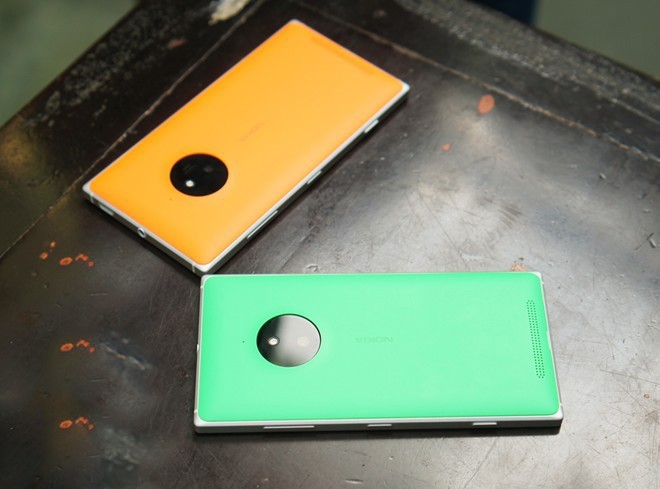 Lumia 830 lên kệ trở lại. Ảnh: Thành Duy.