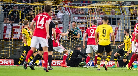 Vào phút 78, Thomas Muller 