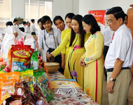 Đạt chứng nhận, nhiều doanh nghiệp tin tưởng sẽ mở rộng được thị trường tiêu thụ.