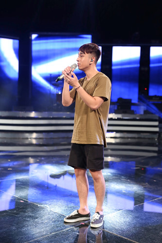 Vietnam Idol đang bước vào giai đoạn nước rút để tìm ra những giọng hát xuất sắc nhất cho ngôi vị quán quân. Mỗi đêm thi là một thử thách mới, top 6 – Tùng Dương, Janice Phương, Thảo Nhi, Quang Đạt, Bá Duy và Việt Thắng đã cho thấy sự tiến bộ, trưởng thành và không ngừng bứt phá để giới thiệu những màu sắc âm nhạc đặc biệt của mình đến khán giả.