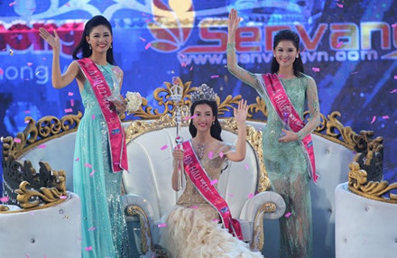 Sau 5 tháng tìm kiếm, cuộc thi Hoa hậu Việt Nam 2016 đã tìm ra chủ nhân vương miện: Đó là cô sinh viên Đỗ Mỹ Linh - mang số báo danh 145 đến từ ĐH Ngoại thương Hà Nội. Á hậu 1 thuộc về Ngô Thanh Thanh Tú và Á hậu 2 là Huỳnh Thị Thùy Dung.