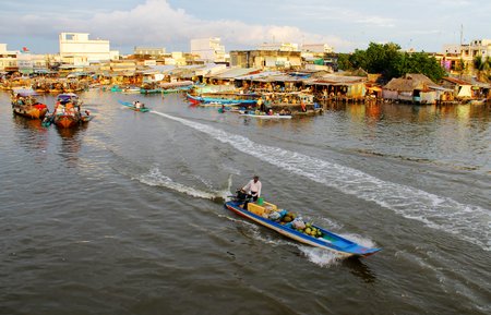 Võ lãi là phương tiện đi lại, vận chuyển hàng hóa,….rất đỗi thân thương của người Cà Mau từ trước đến nay.