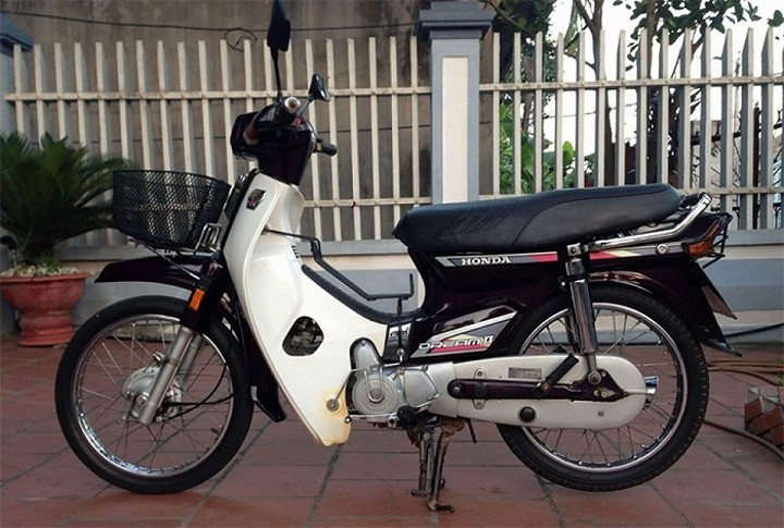 Honda Dream II tại Lạng Sơn được rao bán 55 triệu đồng (ảnh Autobikes.vn) 