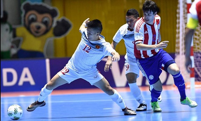 Thua Paraguay 1-7, futsal Việt Nam vẫn còn cơ hội đi tiếp