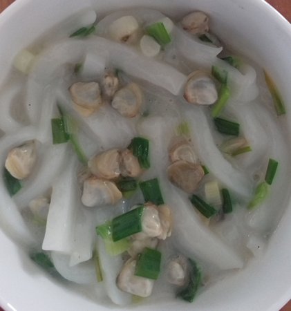 Bánh canh nước cốt dừa chân quê.