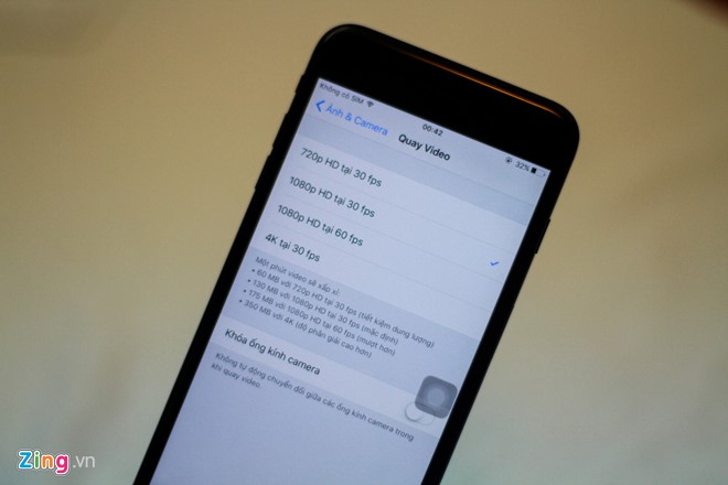 iPhone 7 Plus cho phép quay film 4K tại 30 fps.