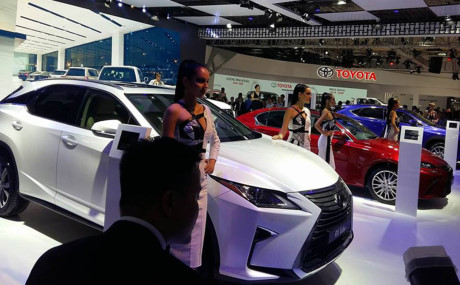 Lexus Việt nam vừa chính thức vén màn bí mật về mẫu xe bí hiểm nhất của mình tại Vietnam Motor Show 2016, đó chính là RC200t Coupe 2016