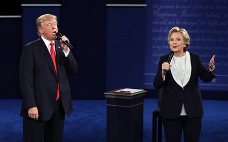 Cả ông Trump và bà Clinton đều không nổi trội hơn so với đối thủ trong lần tranh luận thứ 2. Ảnh: AP