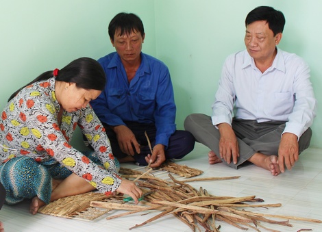 Thời gian gần đây, huyện Mang Thít đã xây dựng được mô hình đào tạo nghề gắn kết với địa chỉ. 