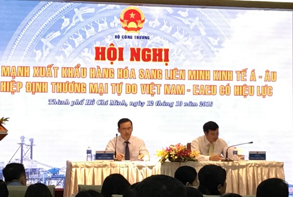 Quang cảnh buổi hội nghị