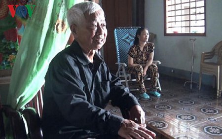 Ông Phan Xuân Linh vui mừng khi nhận tin con được hải tặc Somalia trả tự do
