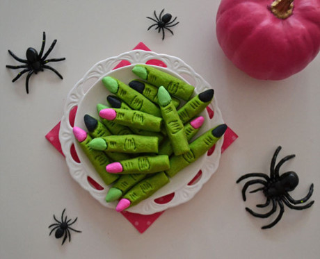 Đĩa bánh snack tuyệt vời để khao gia đình, bạn bè trong ngày Halloween