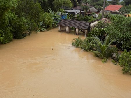 Đây được coi là trận lũ lớn nhất trong vòng 5 năm qua ở Nha Trang.