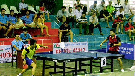 Giải bóng bàn quốc tế Vĩnh Long lần thứ 5- 2016- Cúp Phân bón Miền Nam tạo tiếng vang. Ảnh: DƯƠNG THU