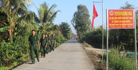 Tuyến đường hoa do CCB đảm nhiệm có chiều dài 4 km.