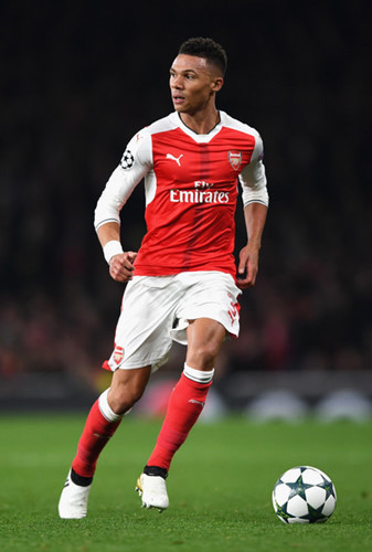 Hậu vệ trái: Kieran Gibbs