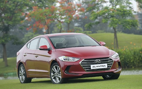 Elantra 2016 là mẫu sedan hạng C vừa được Hyundai Thành Công giới thiệu vào tháng 7/2016.