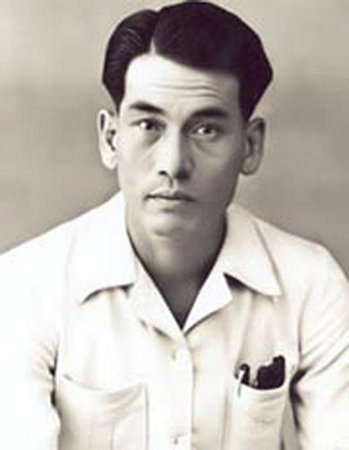 Võ sư Mã Thành Long (tức Huỳnh Kim Hên), người gốc Trà Kha.