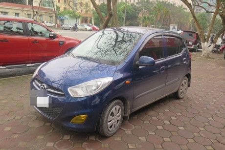 Hyundai i10 cũ cũng nhận được khá nhiều sự quan tâm từ khách hàng Việt khi được bán với mức giá khá hấp dẫn (Ảnh: otos.vn)