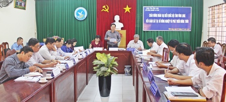 Đoàn giám sát làm việc tại Sở Nông nghiệp- PTNT tỉnh.
