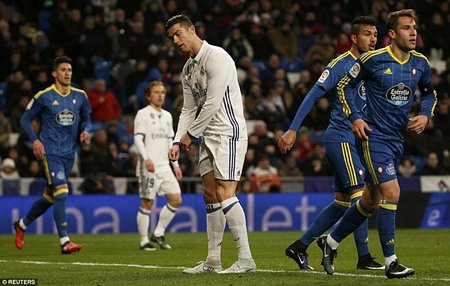 Ronaldo mờ nhạt trong ngày Real Madrid thất bại. (Nguồn: Reuters)