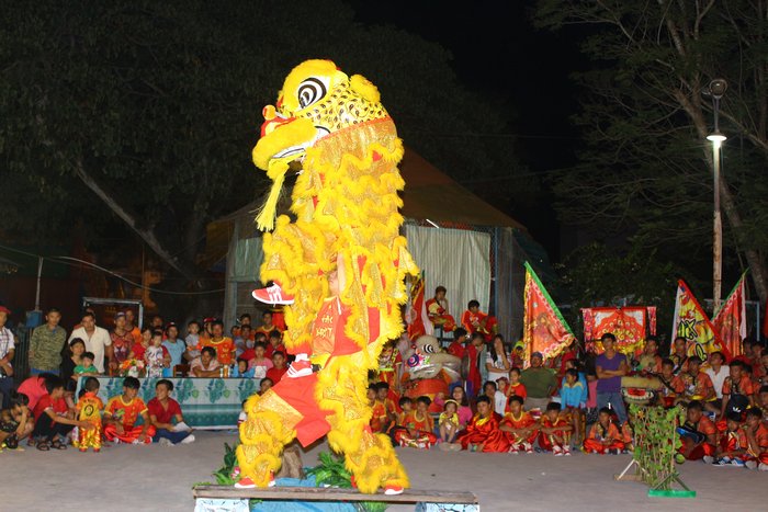  Tại liên hoan, các đội tham gia biểu diễn nhiều tiết mục đặc sắc