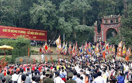 Người lao động sẽ được nghỉ liền 4 ngày trong dịp Giỗ Tổ Hùng Vương năm nay. (Ảnh minh họa: Dân trí).