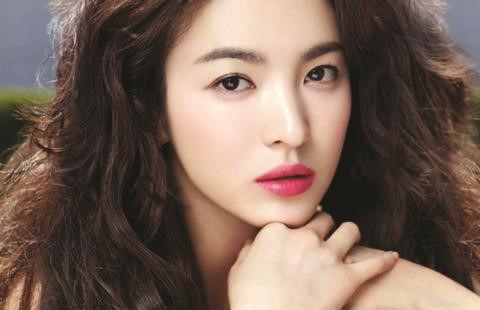 và Song Hye Kyo. Họ đều là những sao nữ được chứng minh sở hữu vẻ đẹp tự nhiên.