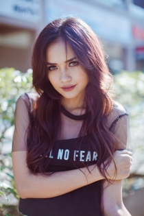 Quán quân Top Model Ngọc Châu gợi ý cách phối đồ đi chơi Valentine