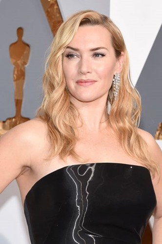 Kate Winslet nổi tiếng toàn thế giới sau thành công của bộ phim "Titanic". Nữ diễn viên cũng tham gia nhiều dự án điện ảnh và gây ấn tượng với người xem như "“Revolutionary Road” và “Eternal Sunshine of the Spotless Mind". Cô giành một giải Oscar trong sự nghiệp cho vai diễn trong "The Reader".