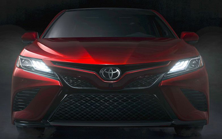 Camry 2018 mang ngôn ngữ thiết kế “Keen Look” của Toyota