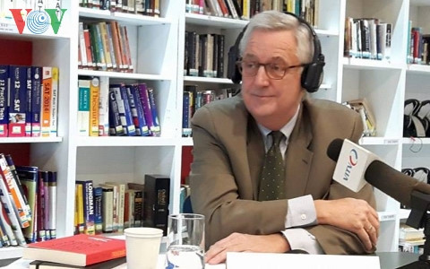  Giáo sư David Shambaugh.