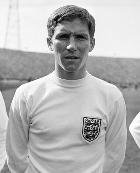 9. Alan Ball | 1045 trận cho Ashton United, Blackpool, Everton, Arsenal, Philadelphia Fury, Vancouver Whitecaps, Blackpool, Southampton, Floreat Athena,Eastern AA, Bristol Rovers và ĐT Anh