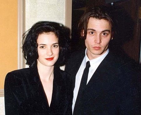 Winona Ryder đã rất đau khổ khi kết thúc mối quan hệ tình cảm với Johnny Depp sau 3 năm hạnh phúc.