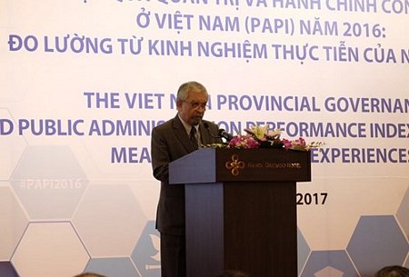 Ông Kamal Malhotra, Điều phối viên thường trú Liên Hợp quốc tại Việt Nam phát biểu khai mạc. 