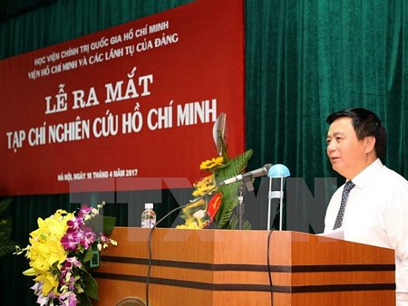 Giáo sư-tiến sỹ Nguyễn Xuân Thắng, Giám đốc Học viện Chính trị quốc gia Hồ Chí Minh, phát biểu tại Lễ ra mắt. (Ảnh: Doãn Tấn/TTXVN)