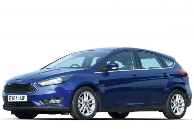 Ford focus hatchback: Phiên bản Econetic diesel có thể chạy được 83 dặm vẫn có thể mang lại tốc độ hợp lí, trong khi Focus RS 345 mã lực mang lại nhiều năng lượng và hiệu suất hơn so với bất cứ xe nào cùng giá hiện nay. Chiếc xe có giá từ 570 - 780 triệu đồng.