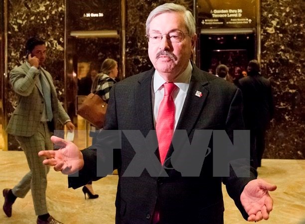 Thống đốc bang Iowa Terry Branstad phát biểu với báo giới tại New York, Mỹ ngày 6/12/2016. (Nguồn: EPA/TTXVN)