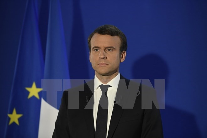 Tổng thống đắc cử Pháp Emmanuel Macron phát biểu sau khi kết quả bầu cử vòng 2 được công bố ở Paris ngày 7/5. (Nguồn: EPA/TTXVN)