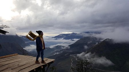 Đến “nóc nhà Đông Dương”, nhiều du khách không quên lưu lại những khoảnh khắc đẹp, tuyệt đẹp của núi rừng Tây Bắc.
