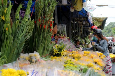 Lượng khách tìm mua đã tăng nhiều vào sáng nay.