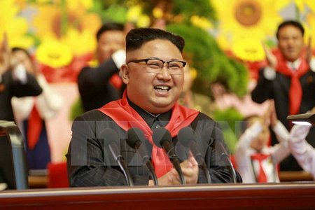 Nhà lãnh đạo Triều Tiên Kim Jong-un dự Đại hội lần thứ 8 Đội Thiếu niên Triều Tiên tại Bình Nhưỡng ngày 7/6. (Nguồn: YONHAP/TTXVN)