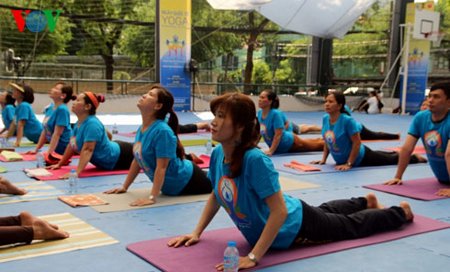 Ngày Quốc tế Yoga năm 2016 cũng thu hút hàng nghìn người tham dự tại TP.HCM.