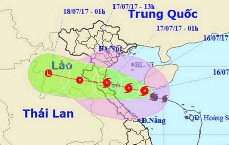 Bão số 2 gây mưa lớn, biển động mạnh ở Hà Tĩnh.