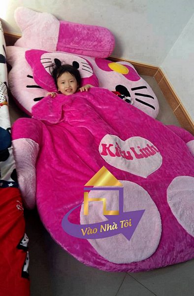 Những chiếc nệm thú bông góp phần làm đẹp thêm cho căn phòng và giúp bé ngủ ngon hơn.